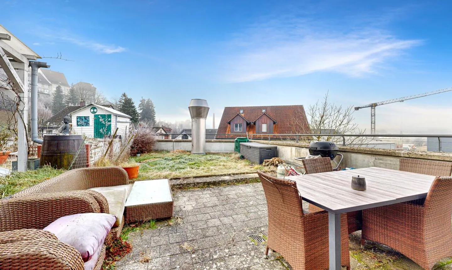 Maisonette spacieuse avec terrasse - Photo 4 sur 11