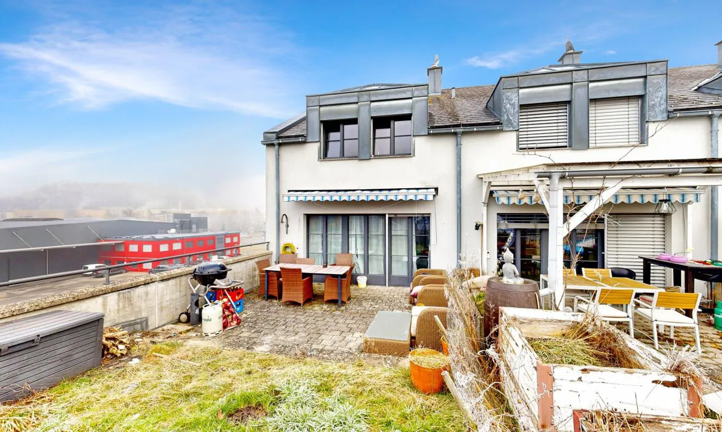 Maisonette spacieuse avec terrasse - Photo 3 sur 11