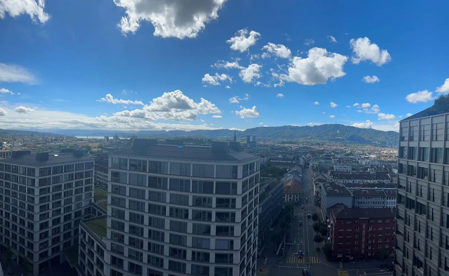 Europaallee - Top view over the rooftops of Zurich - Photo 1 of 13