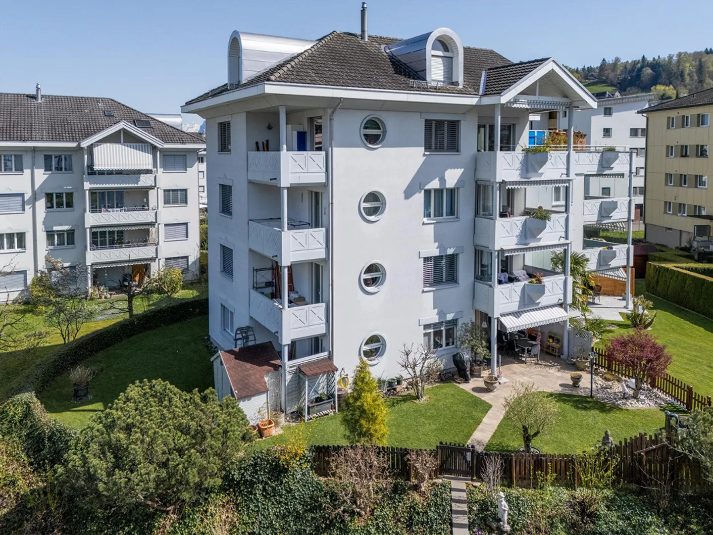 Charming garden apartment with spacious outdoor area - Photo 1 of 5