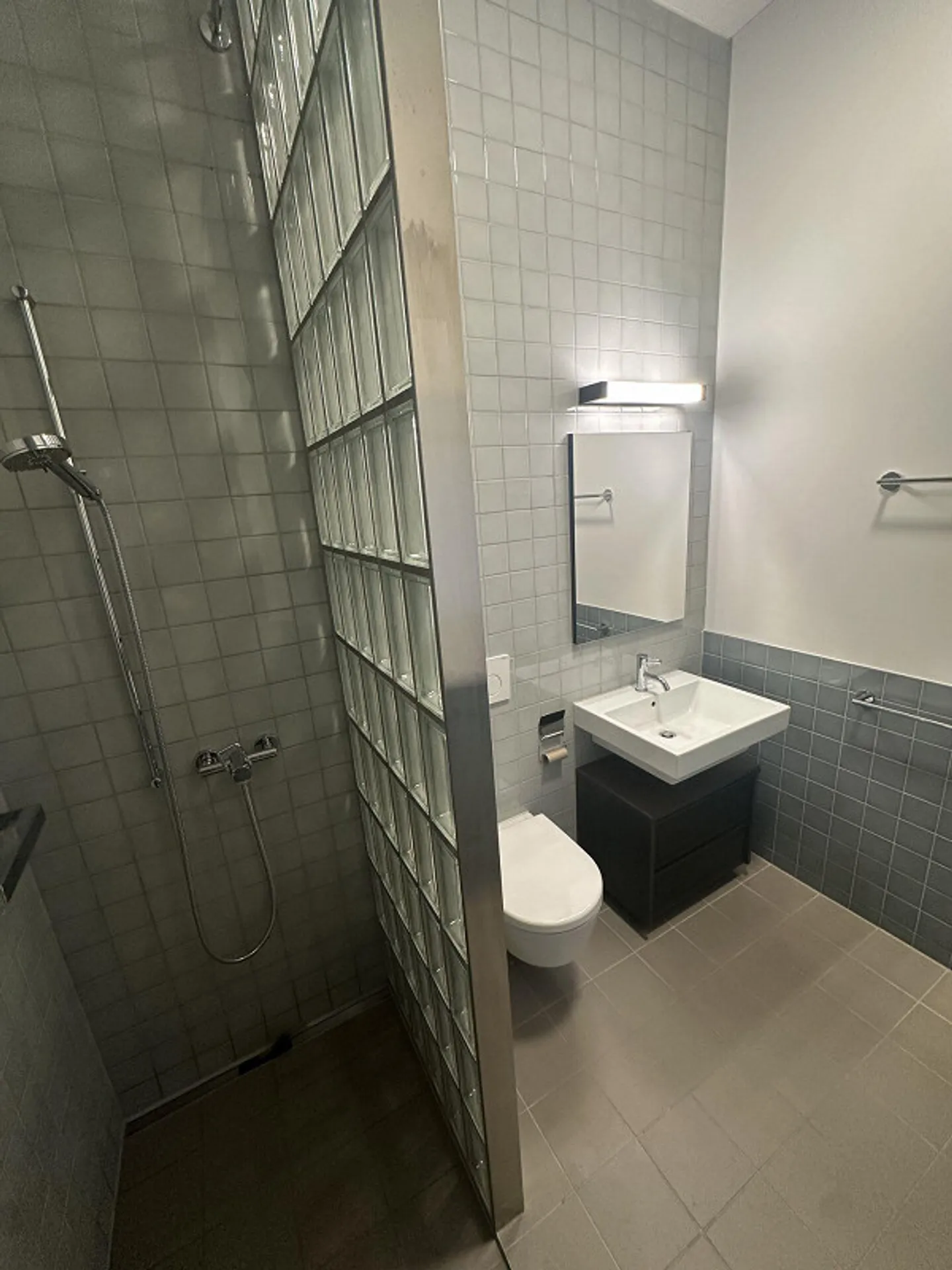 Europaallee - Top view over the rooftops of Zurich - Photo 12 of 13