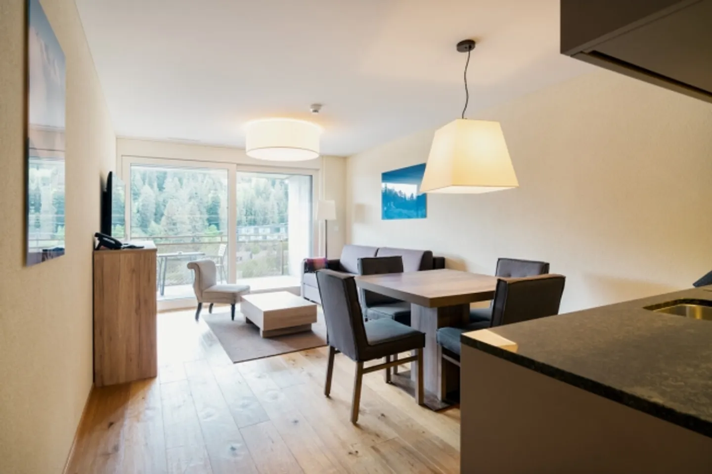 Laax – 2.5-Room Holiday Apartment with Comprehensive Care in Peaks Place - Photo 4 of 6