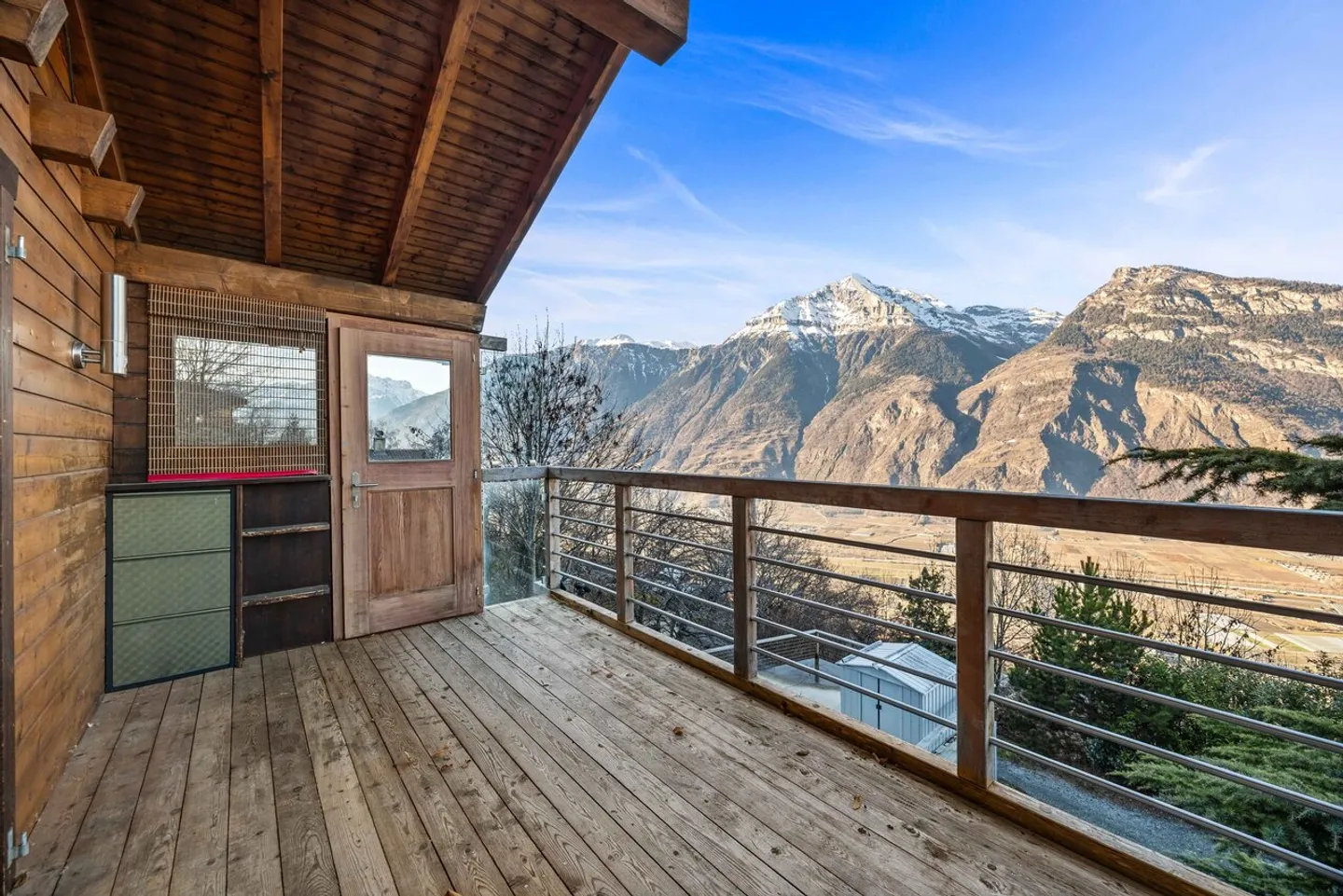 5-room house with spectacular views and dominant location! - Photo 4 of 27