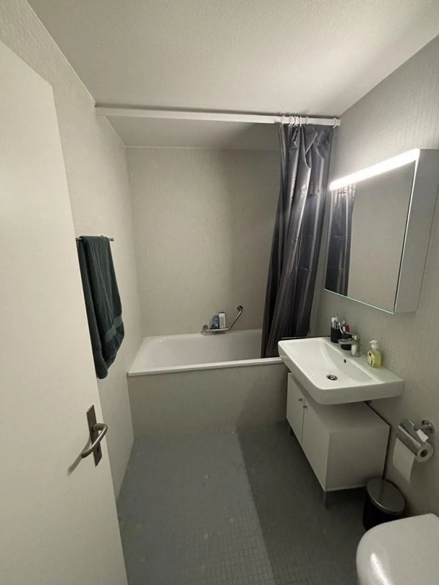 Charmante Wohnung in grünem Viertel - Foto 7 von 8