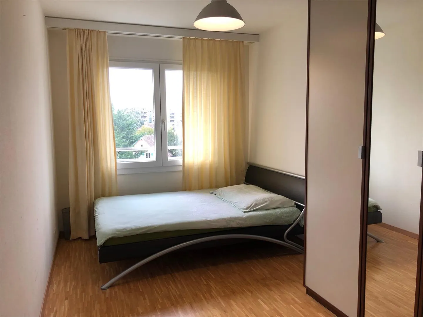 Apartment - Photo 5 of 7