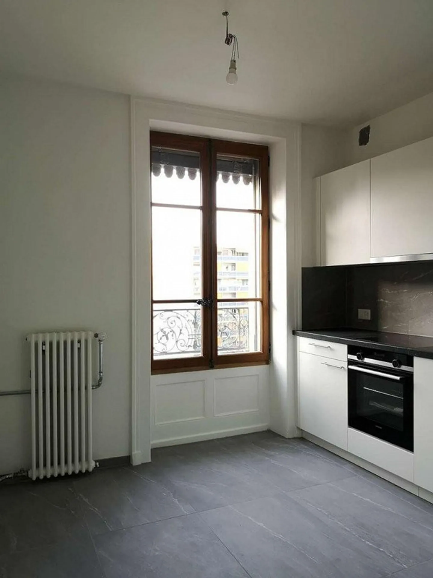 Bel appartement entièrement neuf près de HUG et au cœur de Plainpalais - Photo 2 sur 5