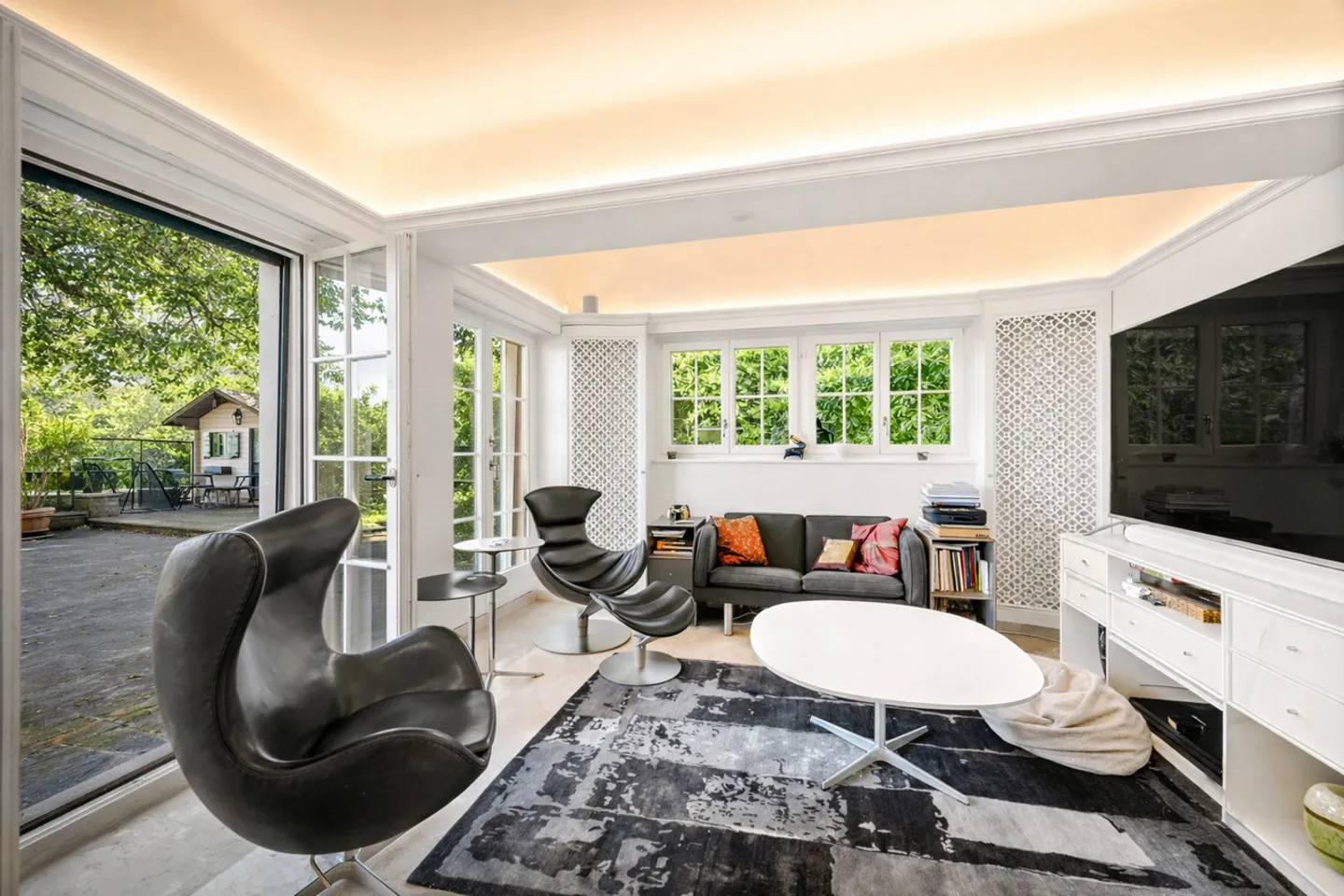 Charmante Villa mit Seeblick - Foto 6 von 24