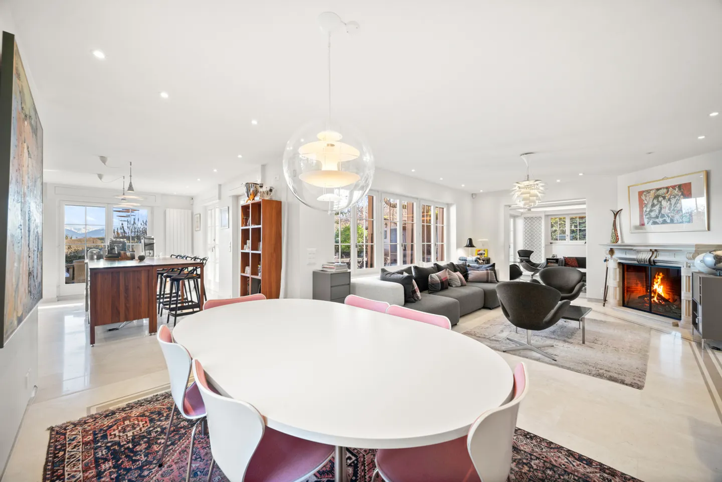 Charmante Villa mit Seeblick - Foto 10 von 24