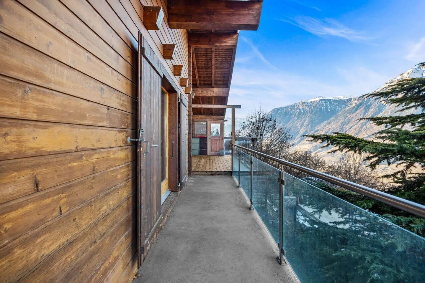 5-room house with spectacular views and dominant location! - Photo 19 of 27