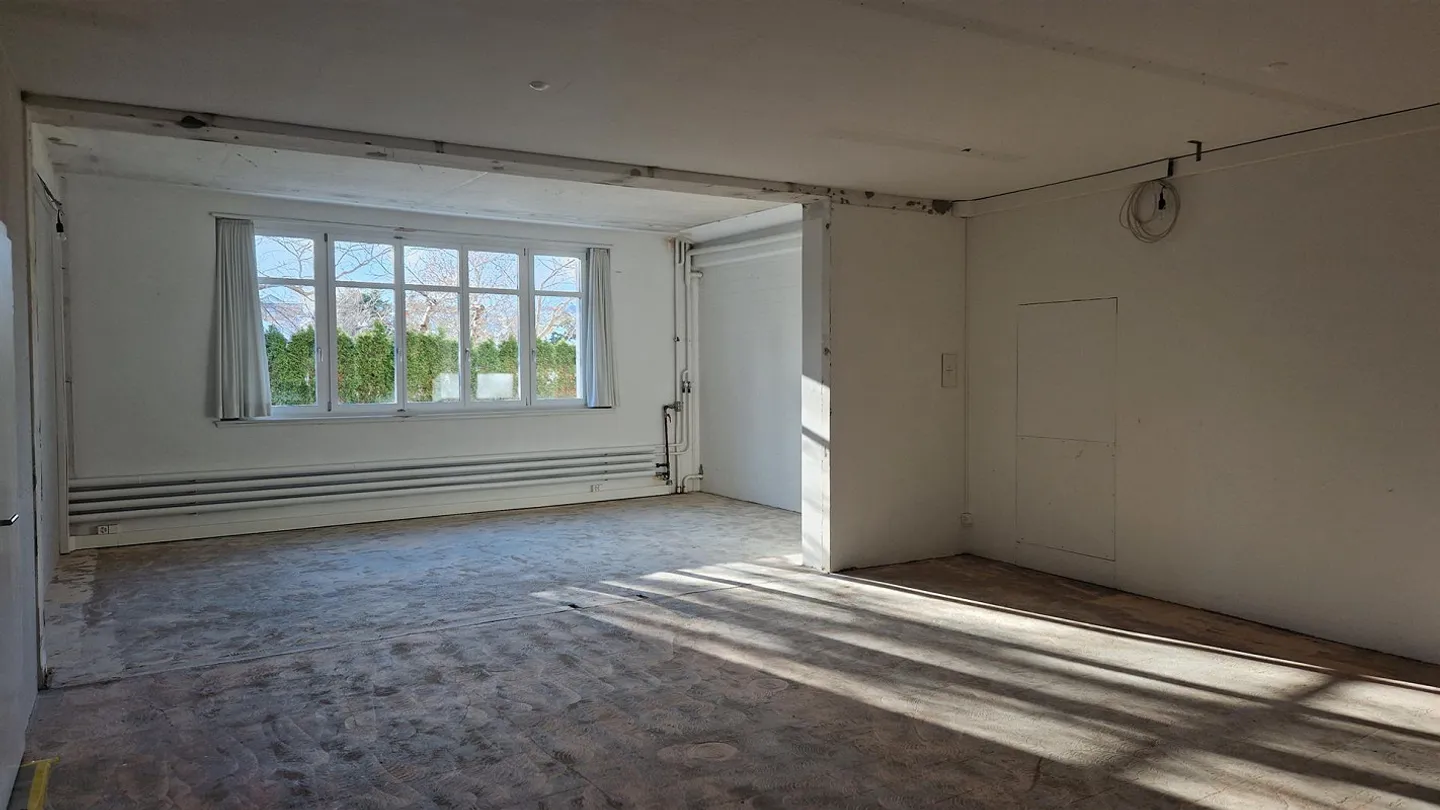 Espace commercial à louer dans la zone de Harfenberg... - Photo 2 sur 7