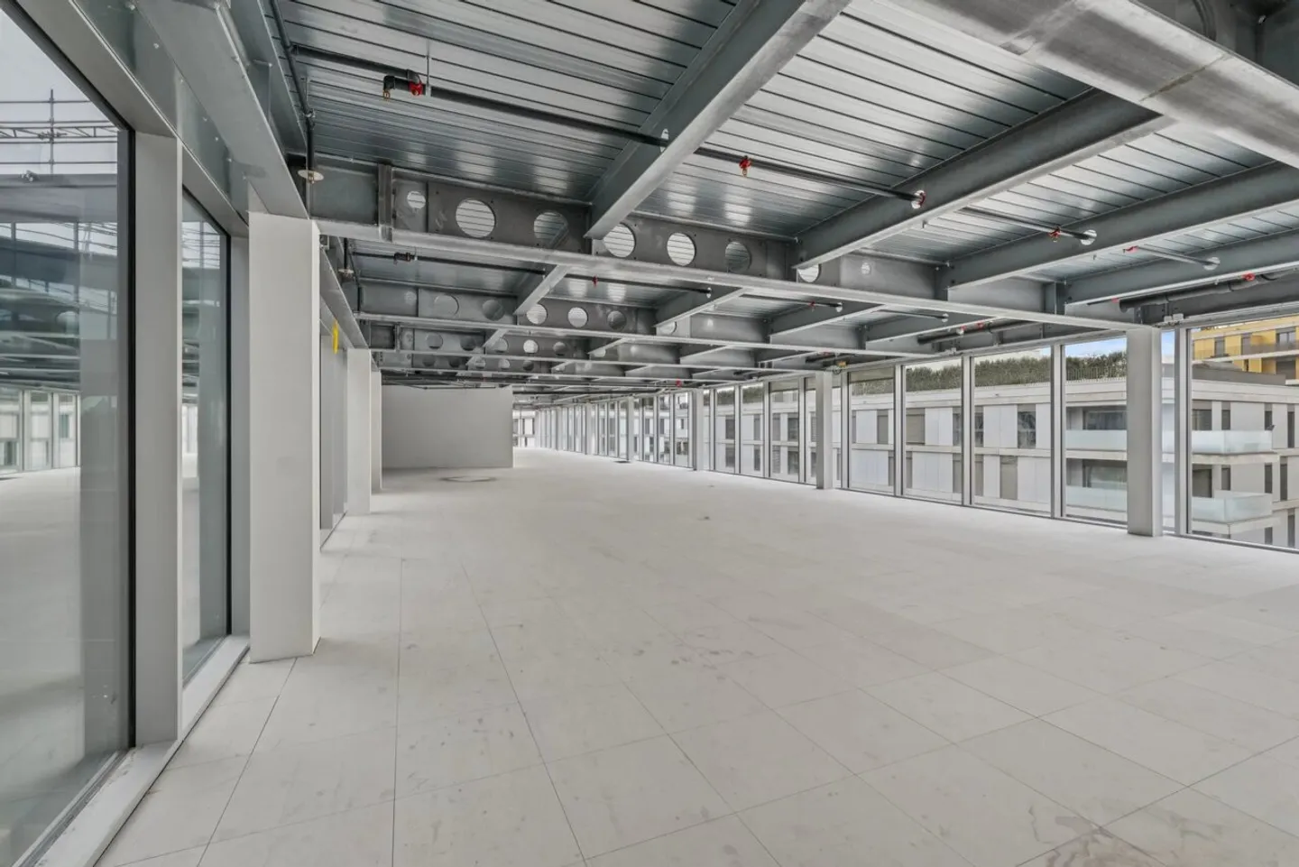 Bieten Sie Ihrem Unternehmen einen innovativen und flexiblen Raum - Foto 11 von 12