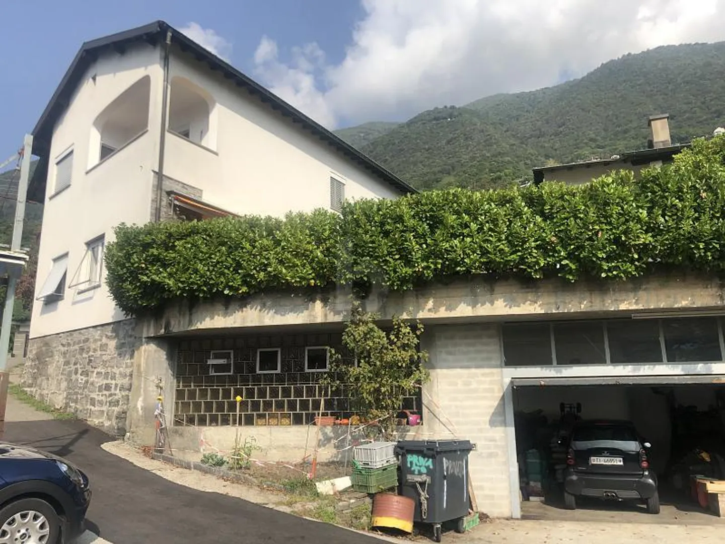 „GROßE MEHRFAMILIENHAUS MIT POTENZIAL“ - Foto 5 von 6