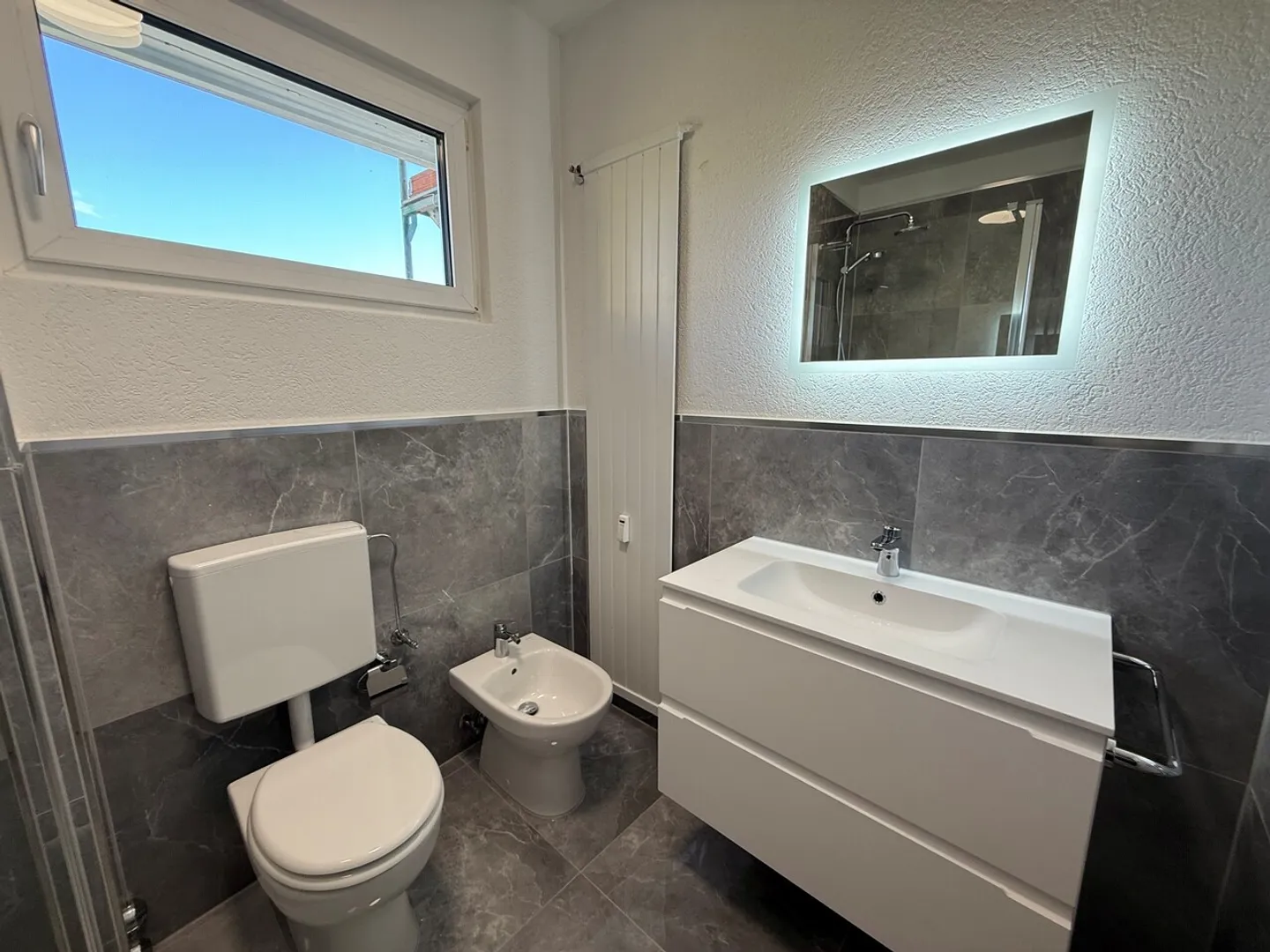 Apartment for rent - Photo 8 of 11