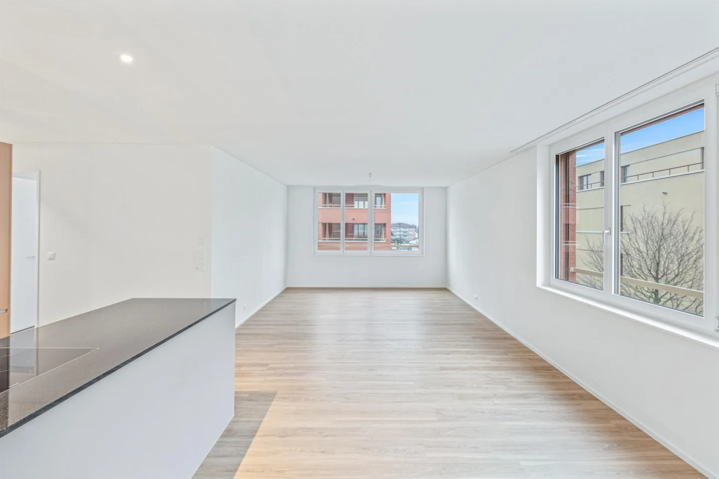 Stilvolle 4½-Zimmerwohnung - Foto 2 von 10