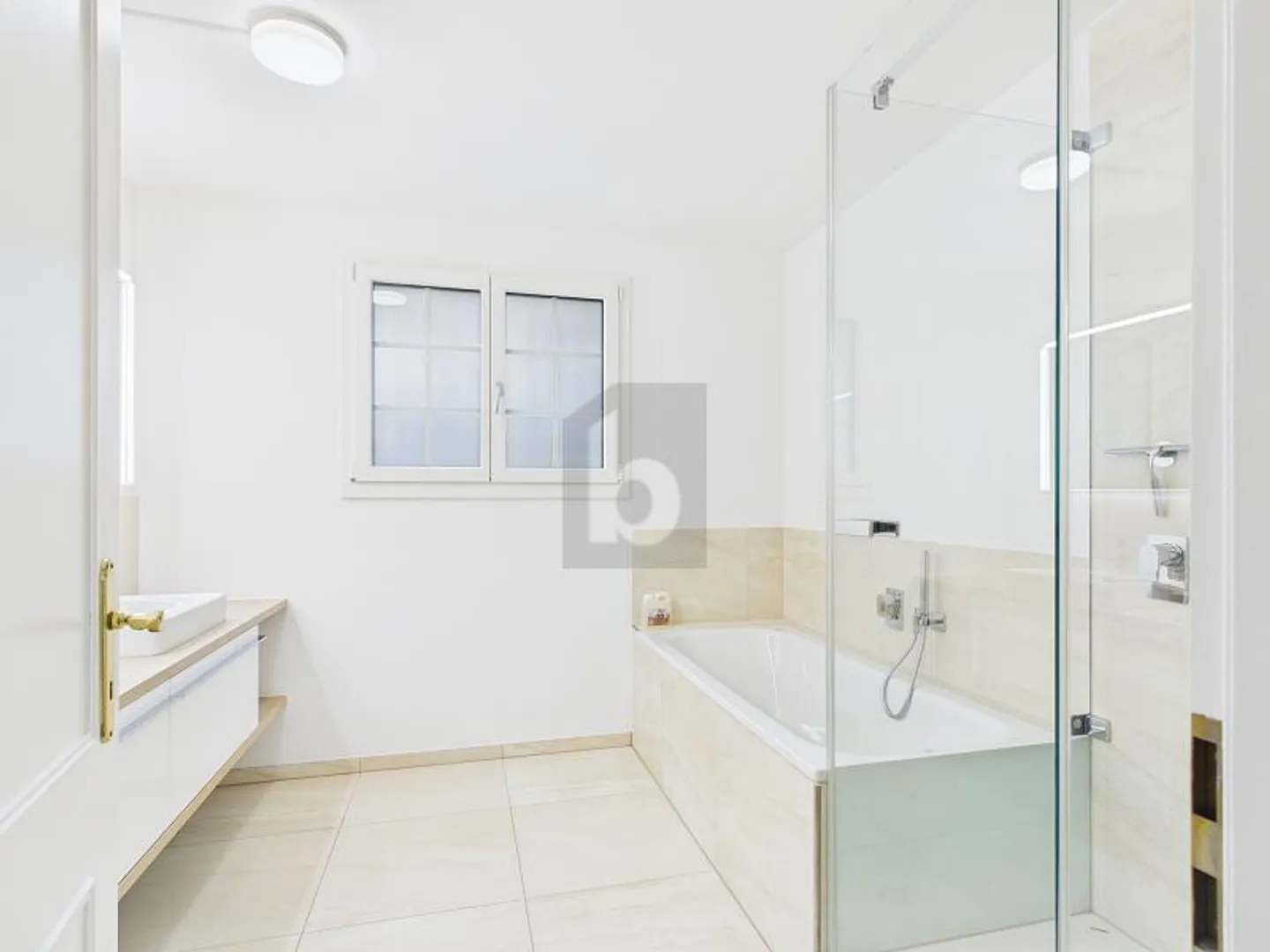 Appartement 6.5 pièces - Photo 5 sur 6