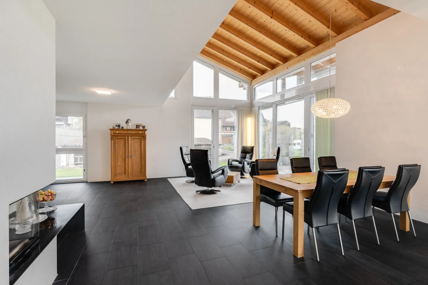 Casa unifamiliare esclusiva con vista lontana da sogno - Foto 6 di 18