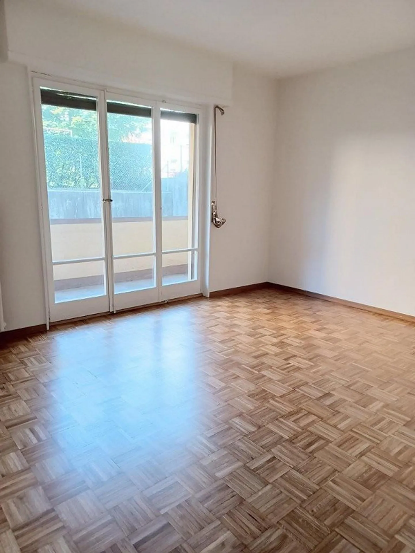 Bel appartamento di 2 stanze vicino al centro città - Foto 1 di 5