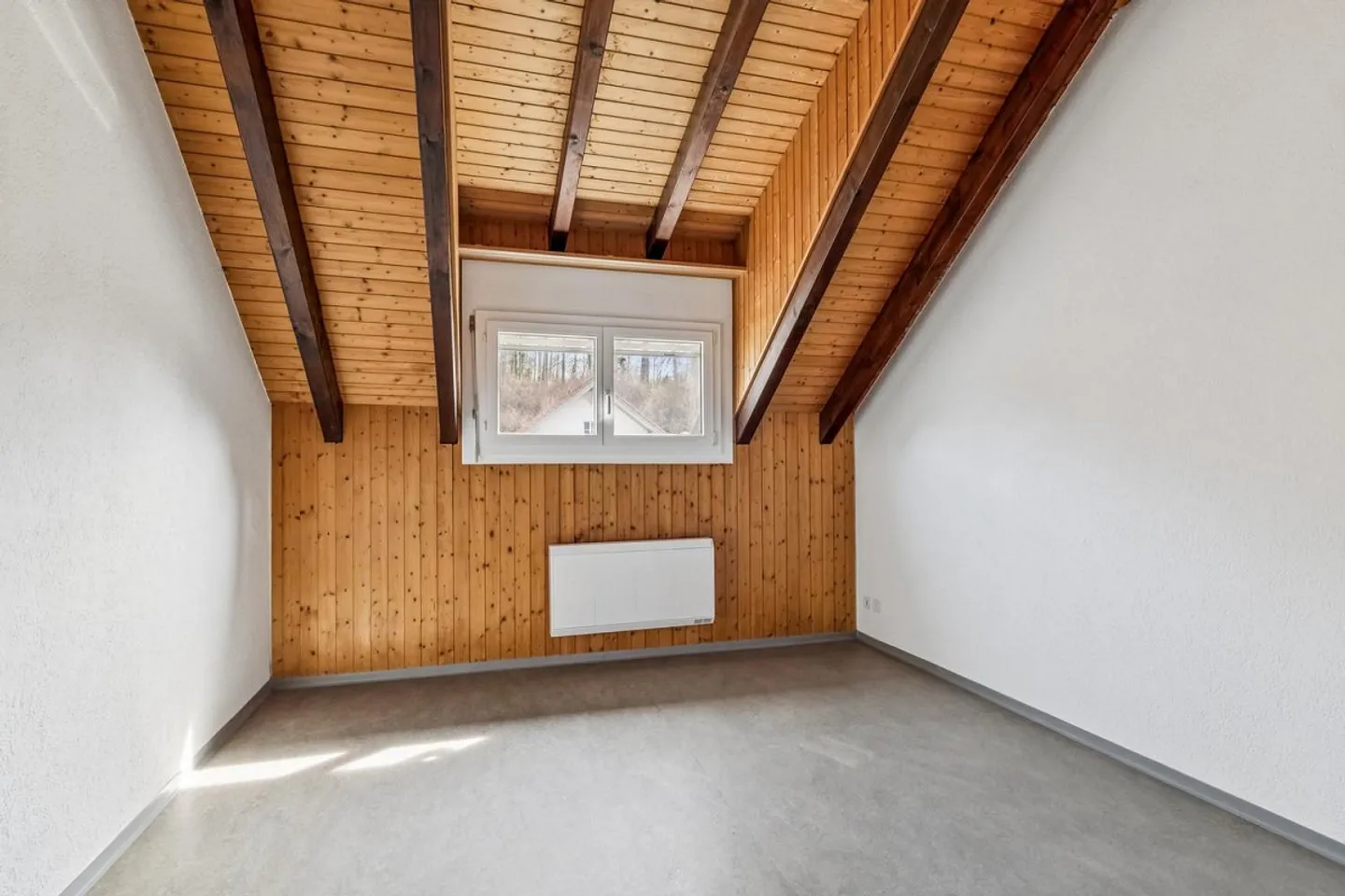 Grosszügige Maisonette-Wohnung mit Cheminée - ideale Lage - Photo 5 sur 10