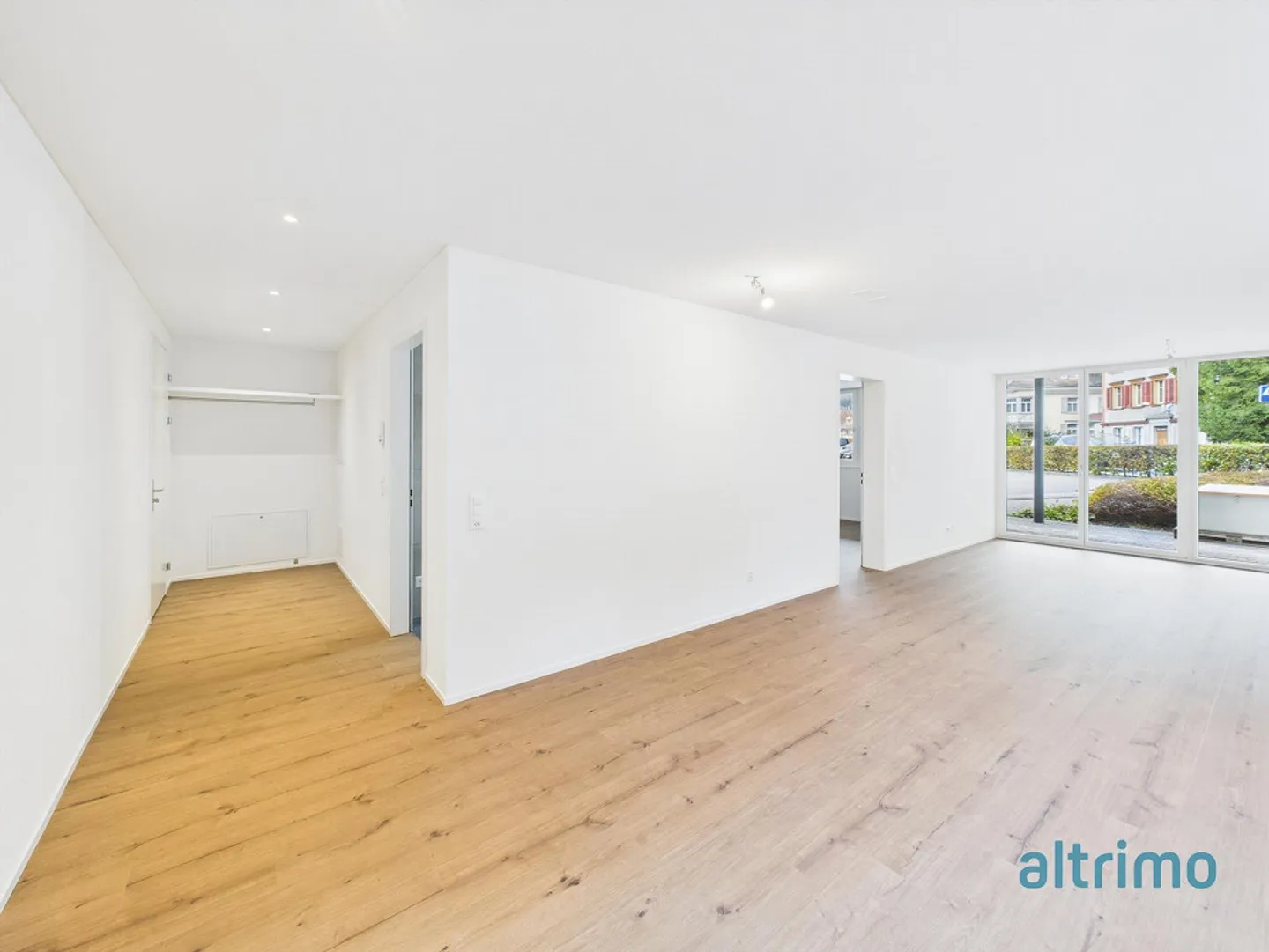 Neue 2.5-Zimmer-Wohnung in zentraler Lage - ideal als Alterssitz! - Foto 4 von 8