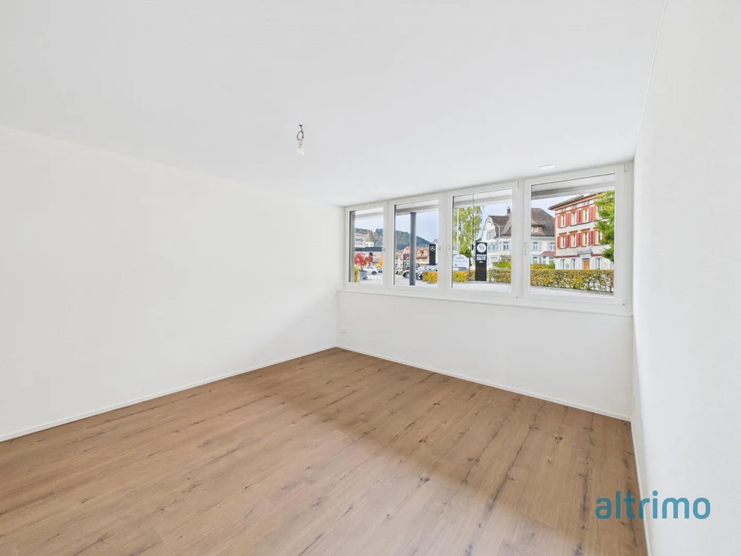 Neue 2.5-Zimmer-Wohnung in zentraler Lage - ideal als Alterssitz! - Foto 5 von 8