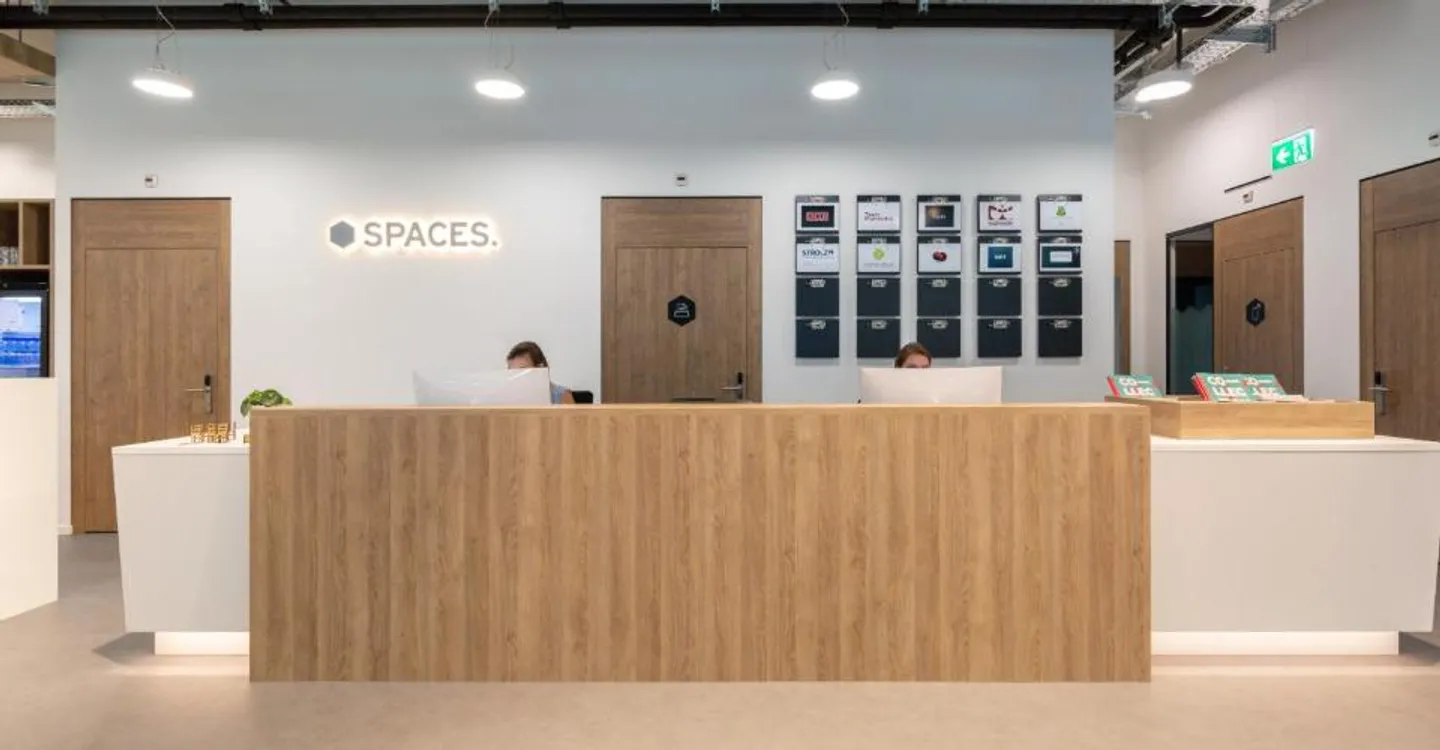 Spazio ufficio per 3 in Spaces Ambassador House - Foto 4 di 8