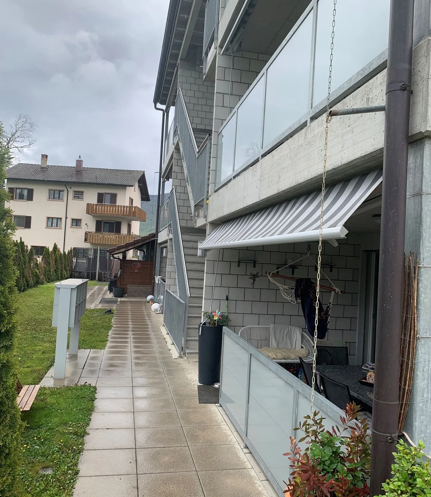 grande appartement lumineux de 3,5 pièces - Photo 1 sur 15