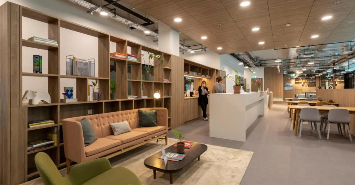 Spazio ufficio per 3 in Spaces Ambassador House - Foto 7 di 8