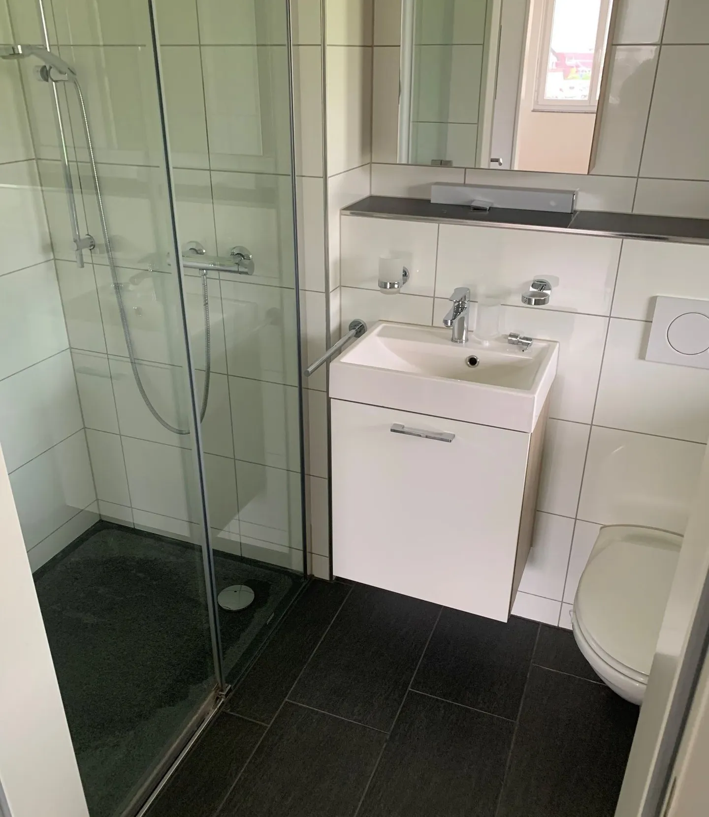 grande appartement lumineux de 3,5 pièces - Photo 7 sur 15