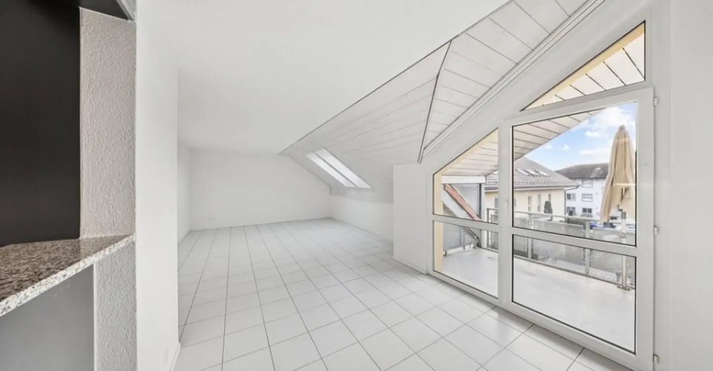 Charming Attic Apartment - Get 1 Month Free! - Photo 3 of 8