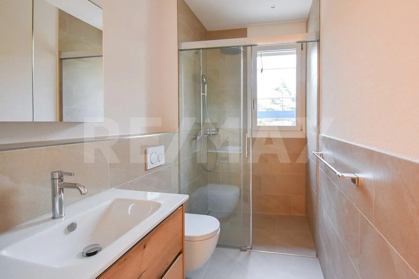 Design degli interni: senza tempo/semplice o stravagante/colorato? Entrambi sono ancora possibili. - Foto 6 di 12