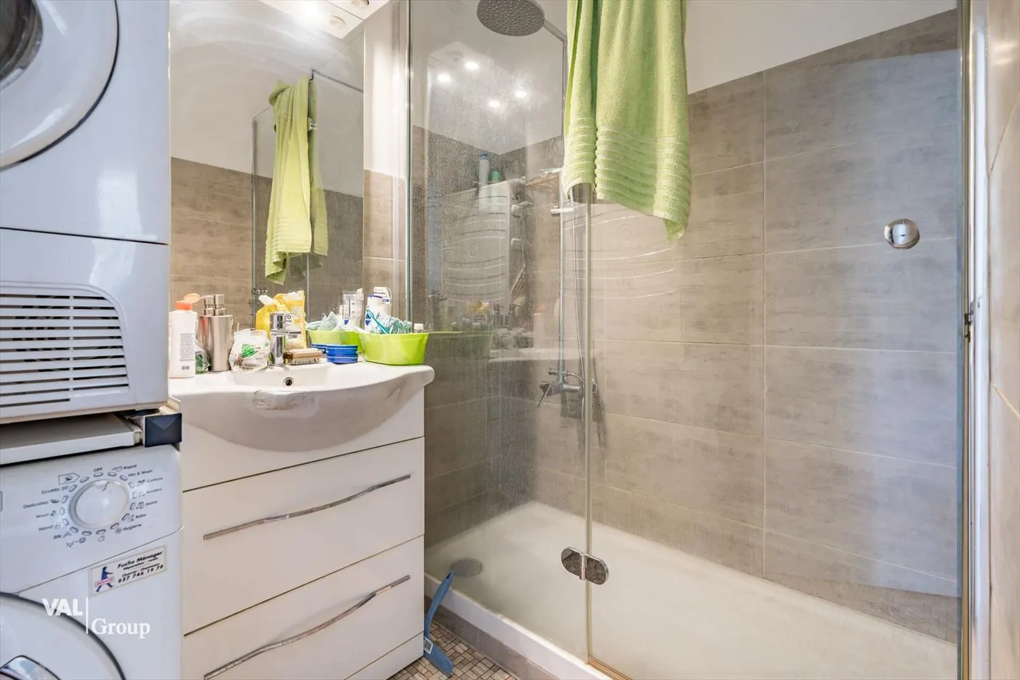 Ideal für Investoren - 3,5 Zimmer renoviert, vermietet - Foto 7 von 9