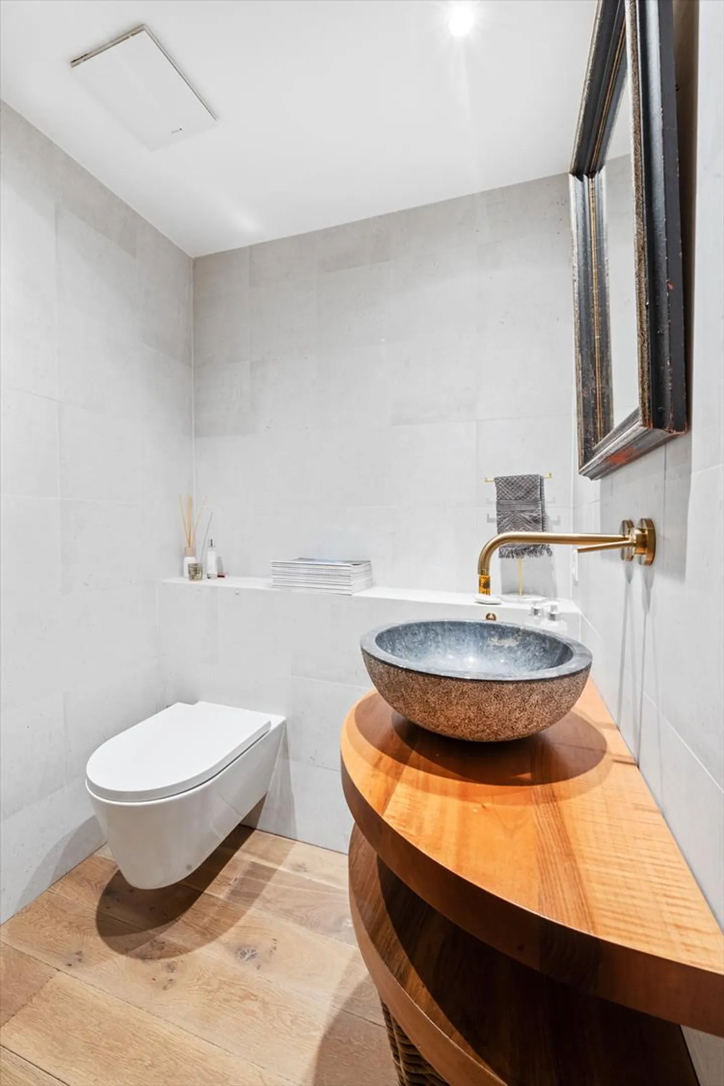 CRANS-MONTANA TSARBOUYE - Bright 4.5-room apartment next to the Jack Nicklaus Golf and the Chemin des Lanternes - Photo 16 of 21