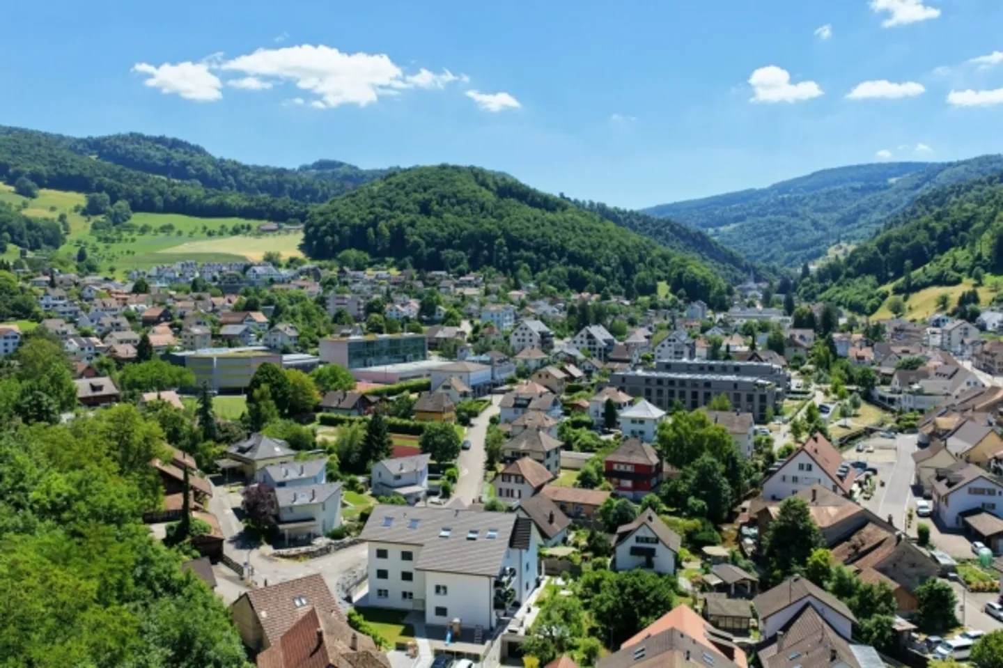 Newly built garden apartment in a quiet and family-friendly location - Photo 1 of 9
