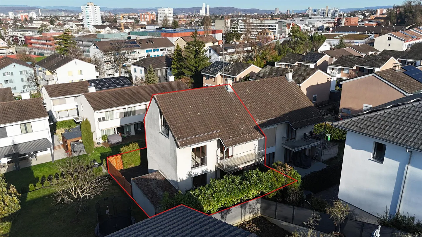 Casa bifamiliare ad Allschwil – Spazio per la vita - Foto 1 di 16