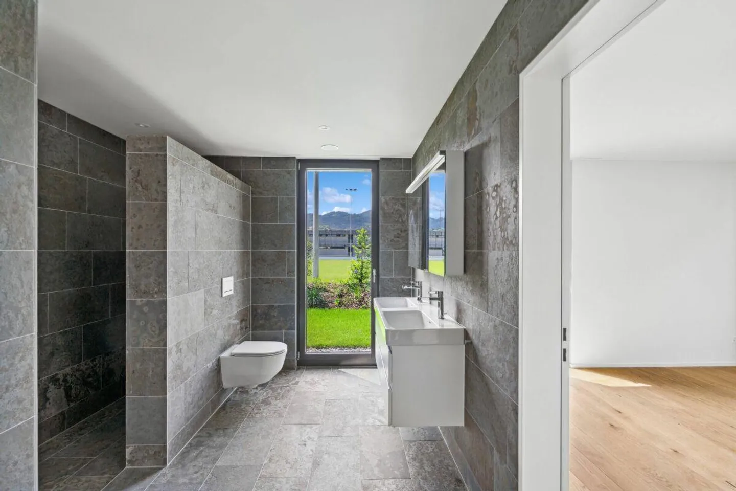 Living with a view of the vineyards of Berneck - Emseren Development, Au - Photo 8 of 13