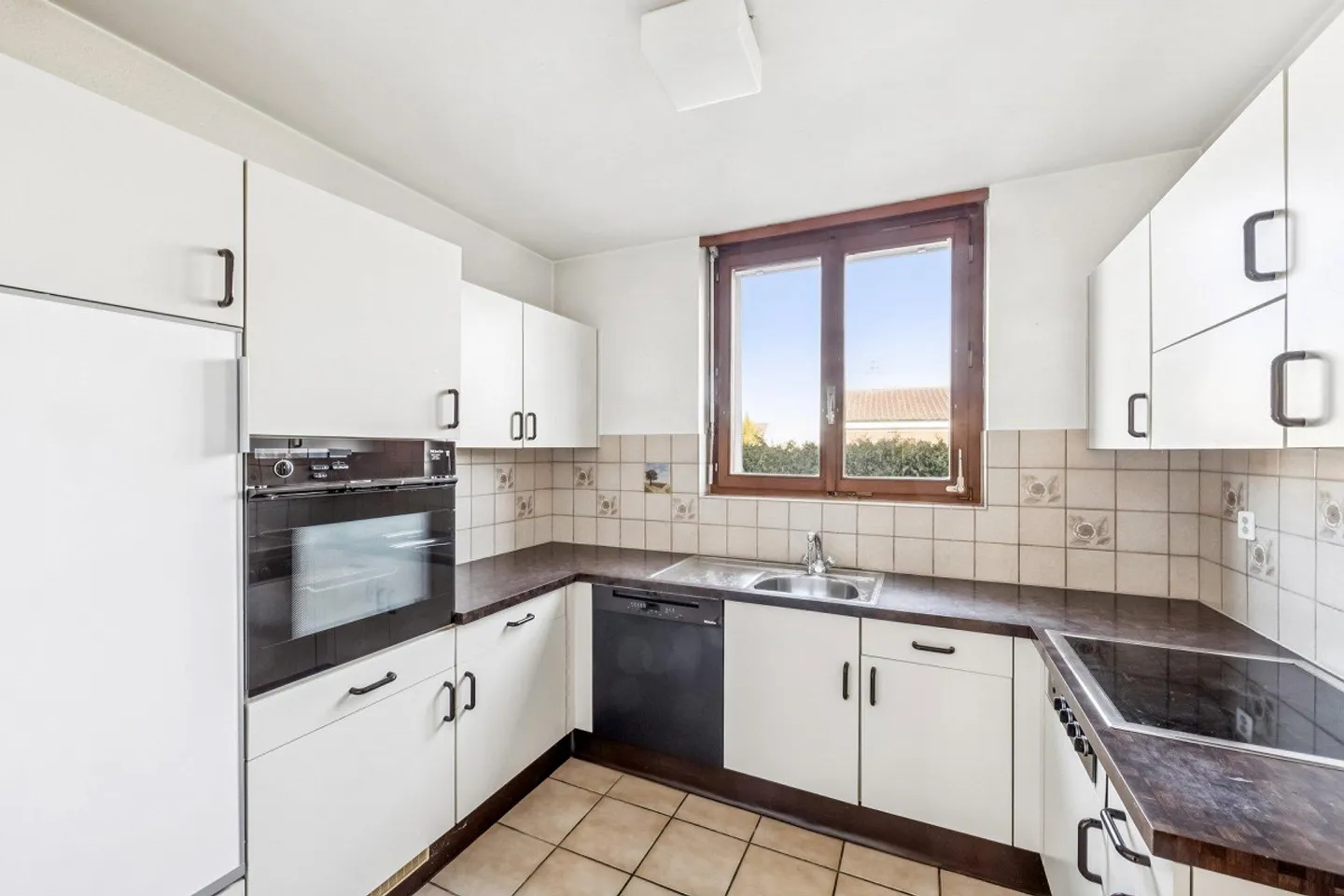 Casa bifamiliare ad Allschwil – Spazio per la vita - Foto 5 di 16