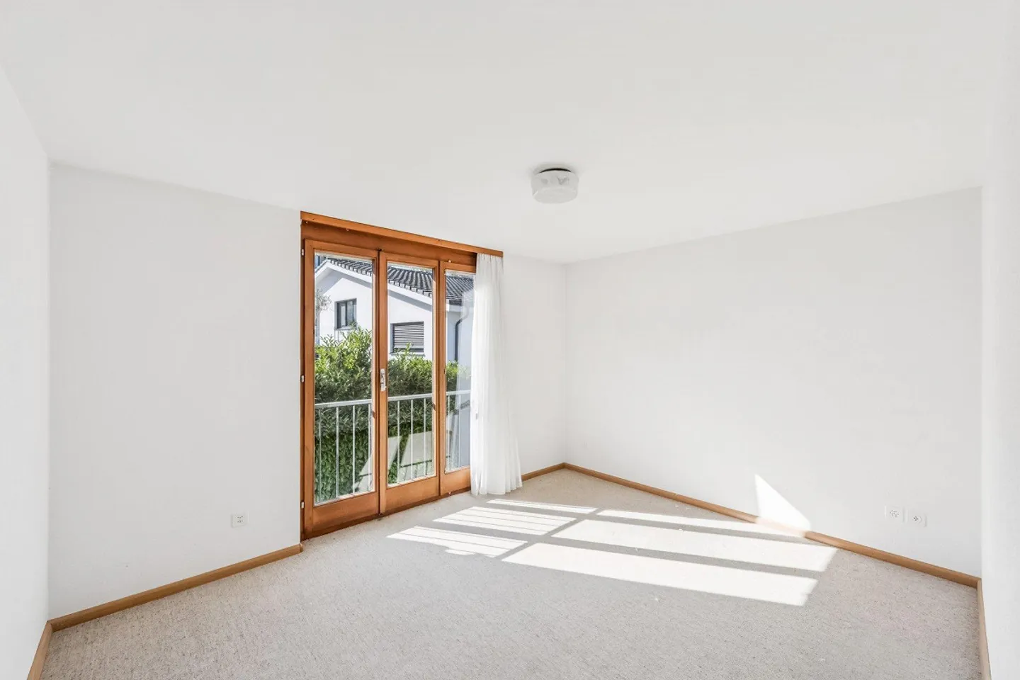 Casa bifamiliare ad Allschwil – Spazio per la vita - Foto 8 di 16