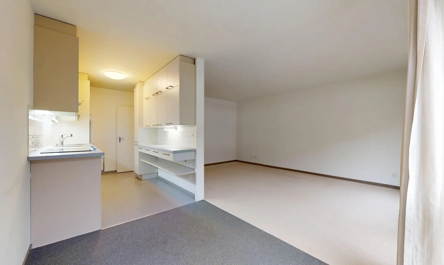 Appartement attrayant de 2,5 pièces dans un emplacement central - Photo 4 sur 11