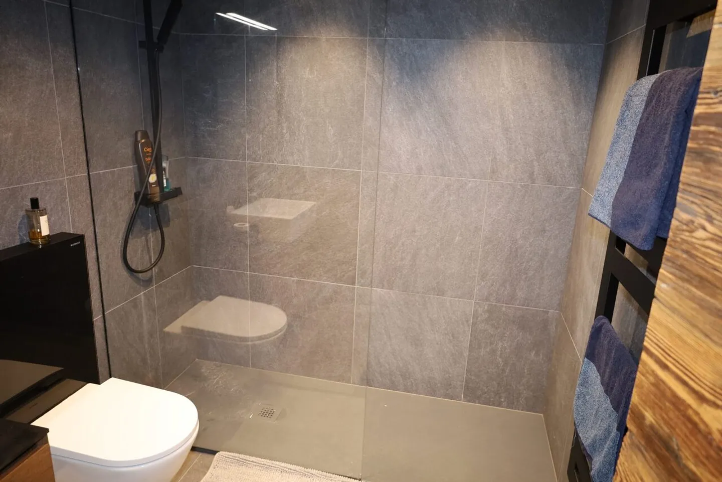 Charmant Appartement de Jardin à Crans - Photo 13 sur 17