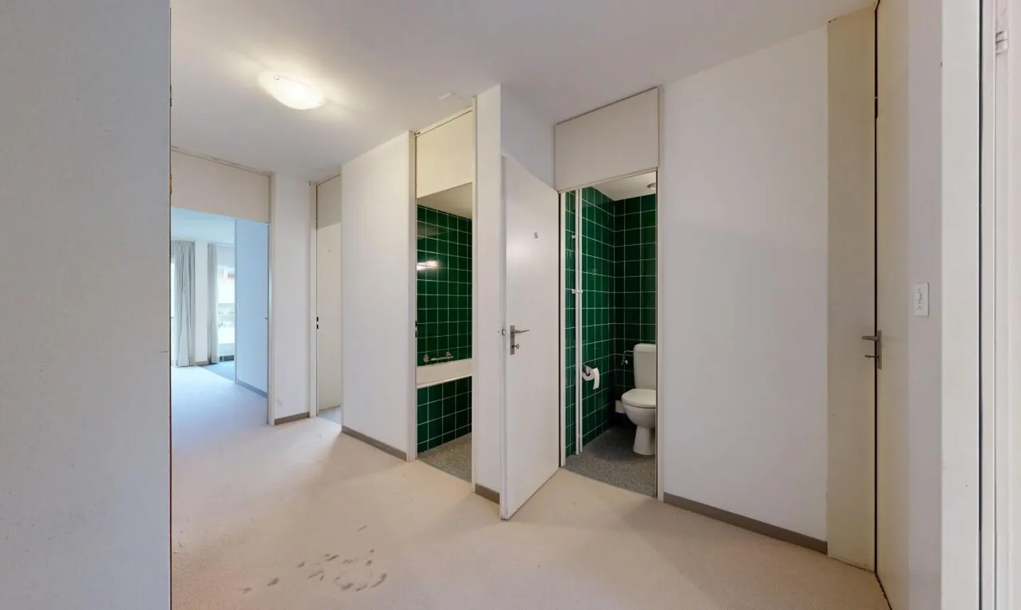 Appartement attrayant de 2,5 pièces dans un emplacement central - Photo 7 sur 11