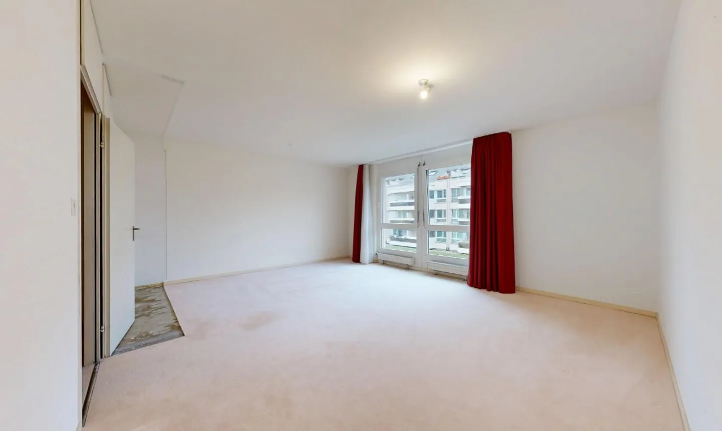 Appartement attrayant de 2,5 pièces dans un emplacement central - Photo 9 sur 11