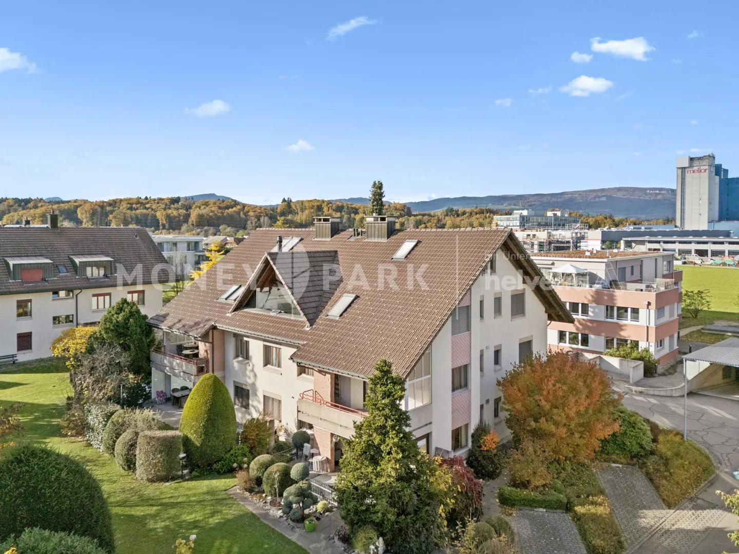 Exklusive Maisonette-Dachwohnung mit Galerie, Sauna und viel Raum zum Wohlfühlen - Photo 1 of 12