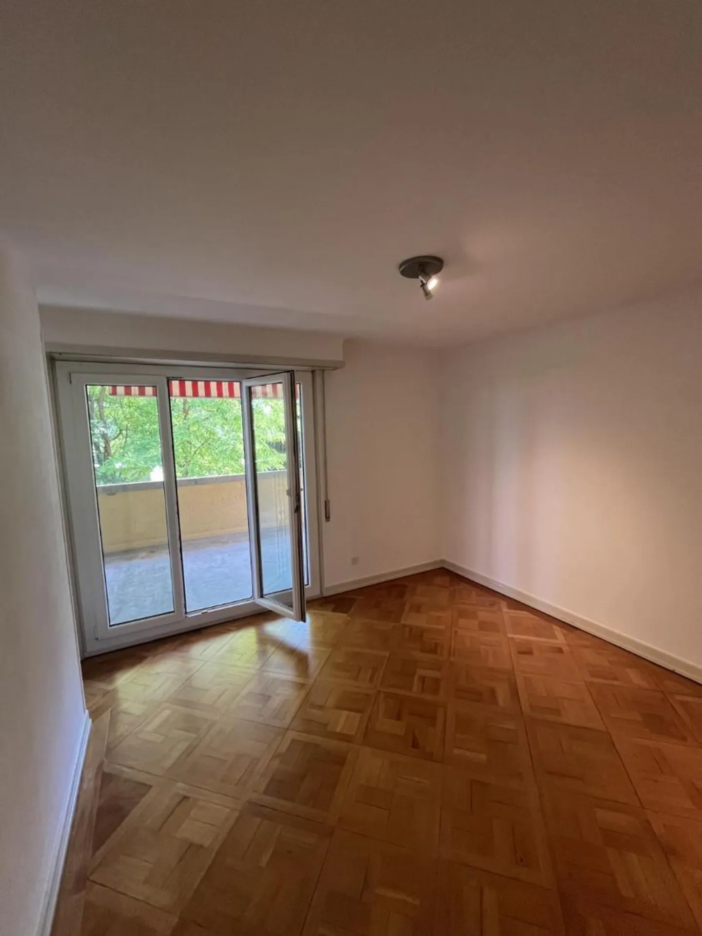 Charming 4.5-Room Apartment - Photo 6 of 13