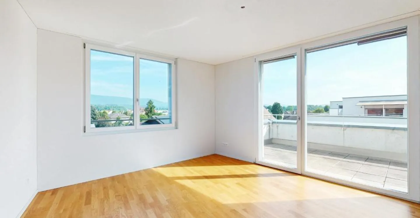 Topmoderne Attikawohnung mit grosser Terrasse - Foto 3 von 11