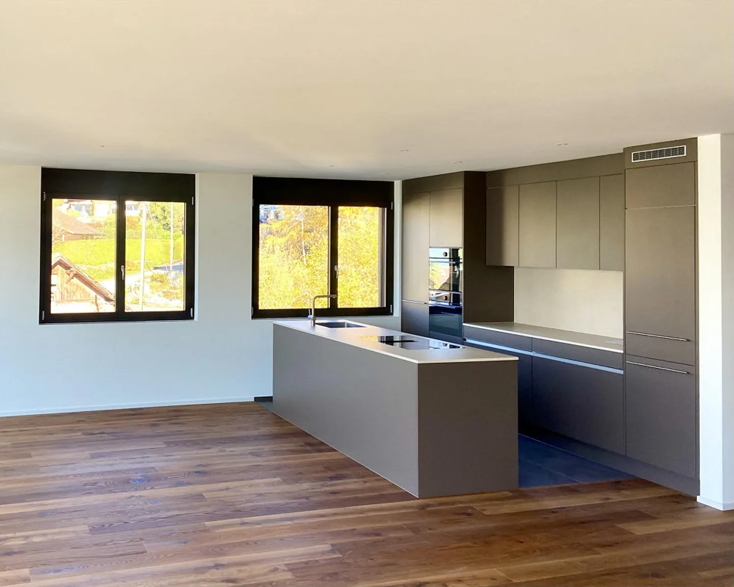 Exclusive 5.5-room apartment with lake view - Photo 2 of 22