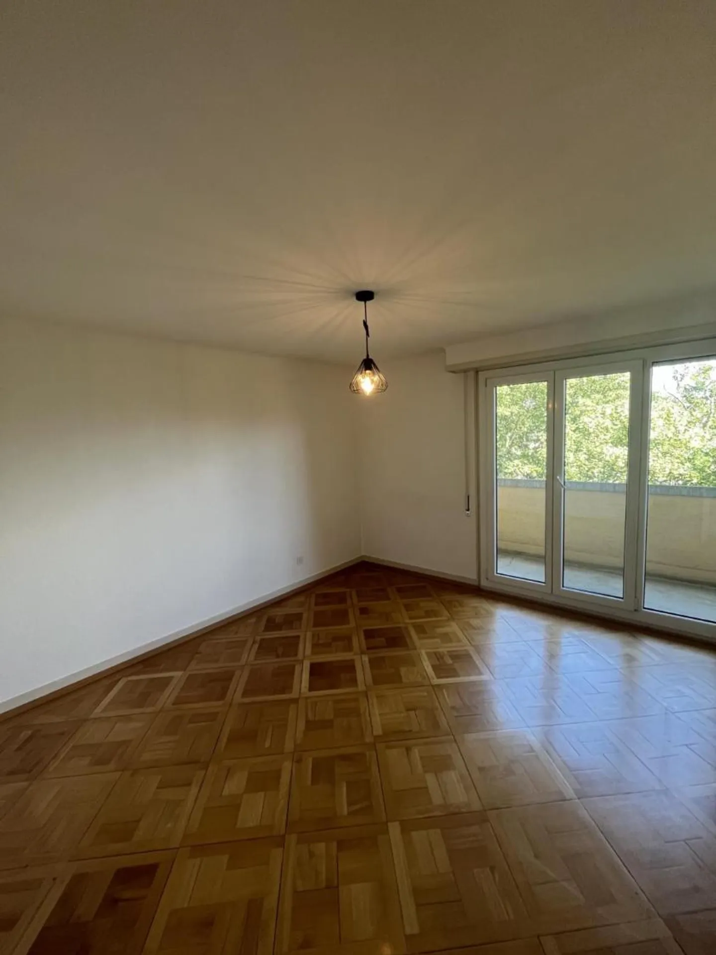Charming 4.5-Room Apartment - Photo 9 of 13