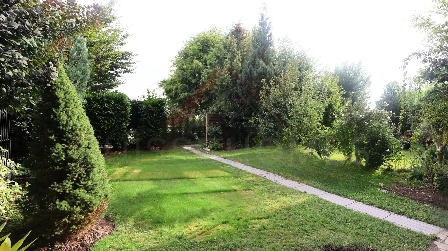 Well-maintained 4.5-room ground floor apartment with garden seating area in Ittigen - Photo 19 of 19