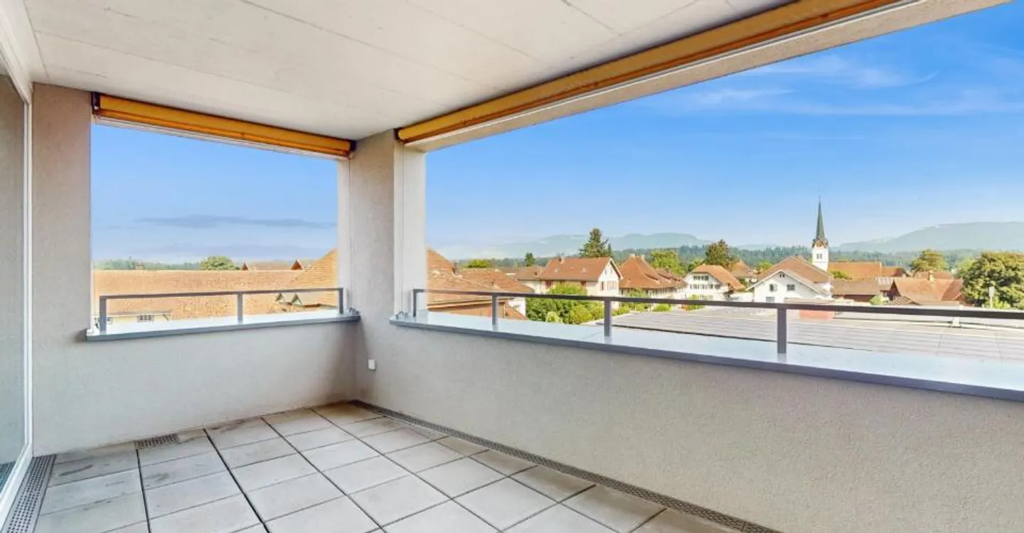 Topmoderne Attikawohnung mit grosser Terrasse - Foto 8 von 11