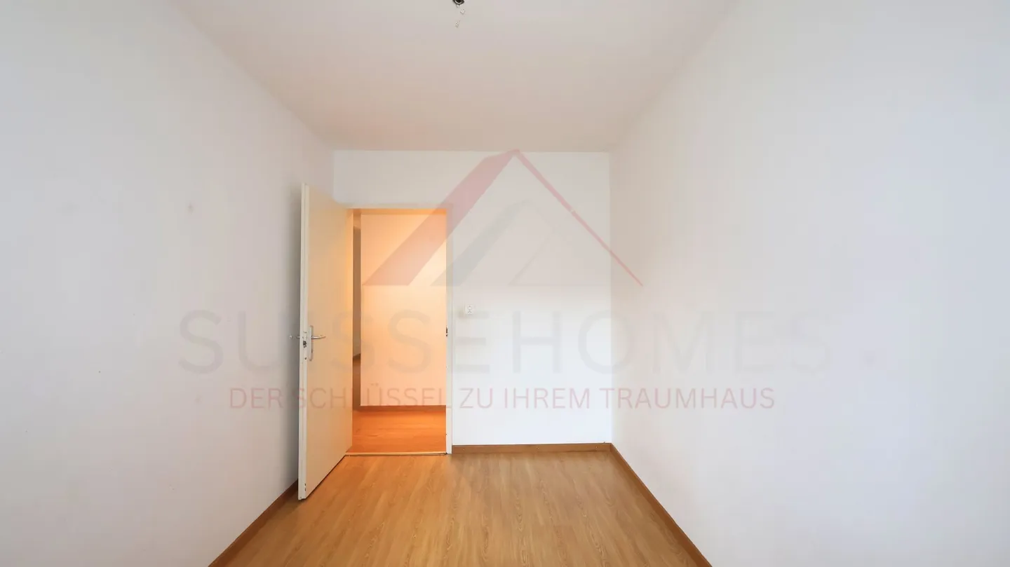 Well-maintained 4.5-room ground floor apartment with garden seating area in Ittigen - Photo 6 of 19