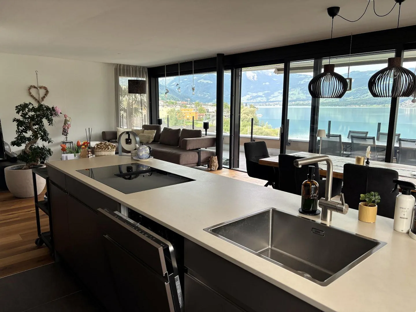 Exclusive 5.5-room apartment with lake view - Photo 6 of 22